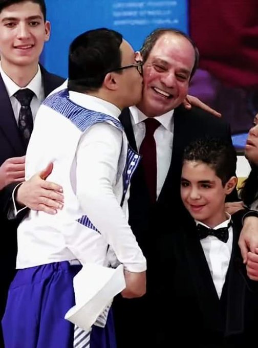 قادرون باختلاف