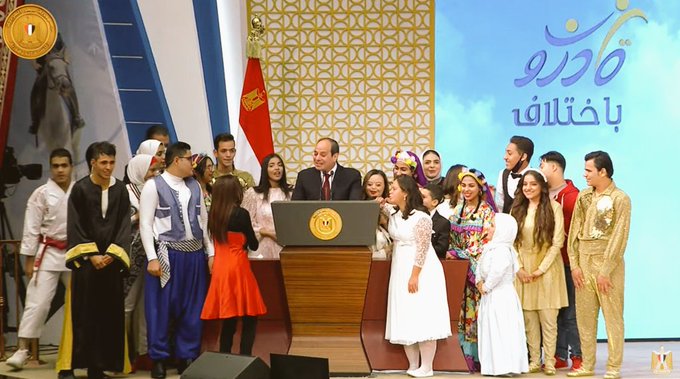 قادرون باختلاف