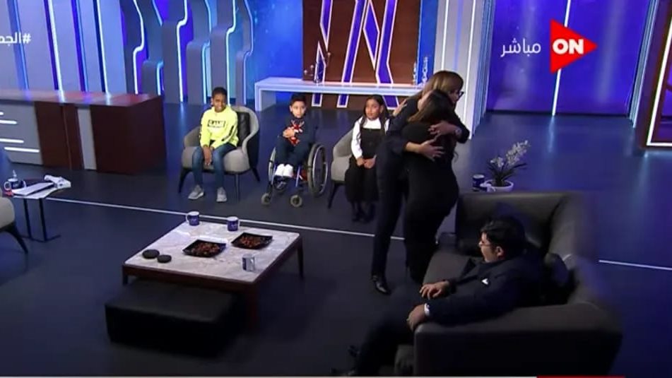 لميس الحديدي مع اسما رامي 