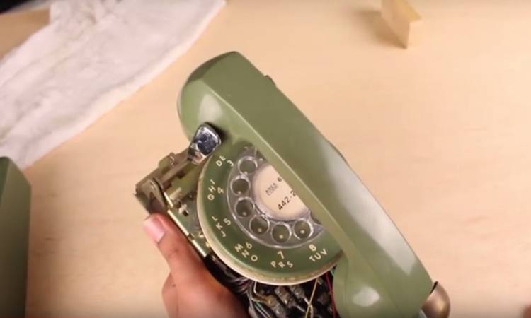 هاتف دوار متطور