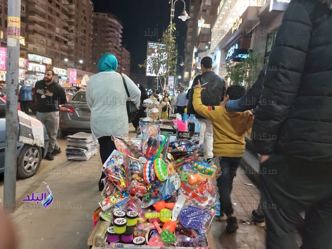 17e02780-5c6c-4305-b1a2-efbd4ac338f1