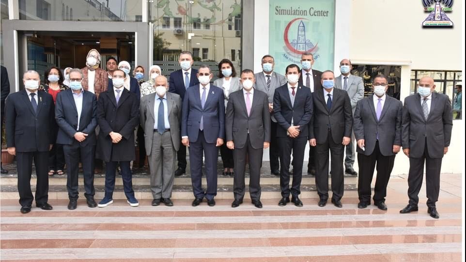 مستشار السيد رئيس الجمهورية وأمين صندوق تحيا مصر