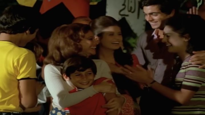 إمبراطورية ميم هتستمر..حكاية سيارة كاديلاك ظهرت في الفيلم