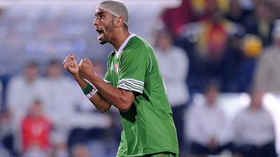 خالد لموشية في مباراة مصر والجزائر بتصفيات مونديال 2010
