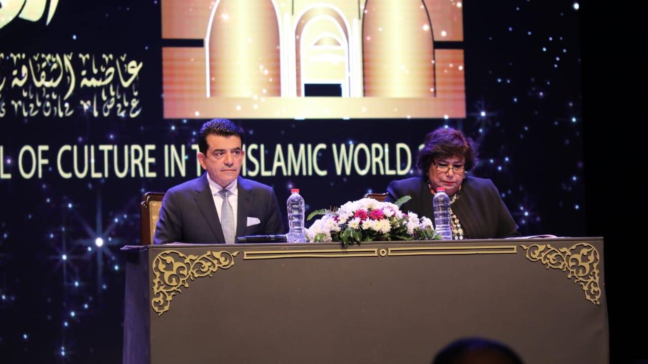 د. إيناس عبد الدايم 