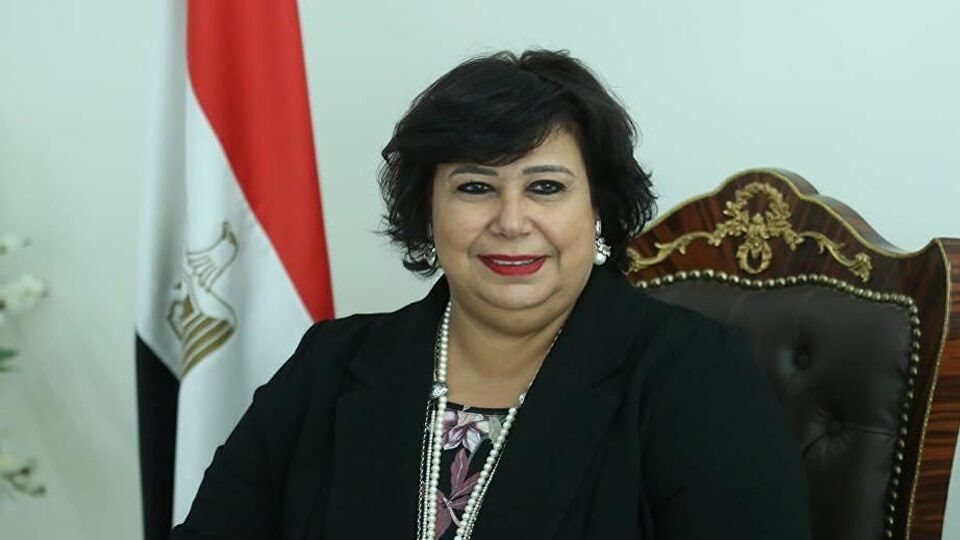 ايناس عبد الدايم 