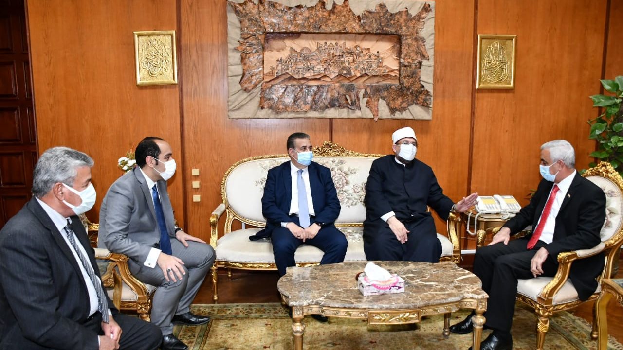 وزير الأوقاف 