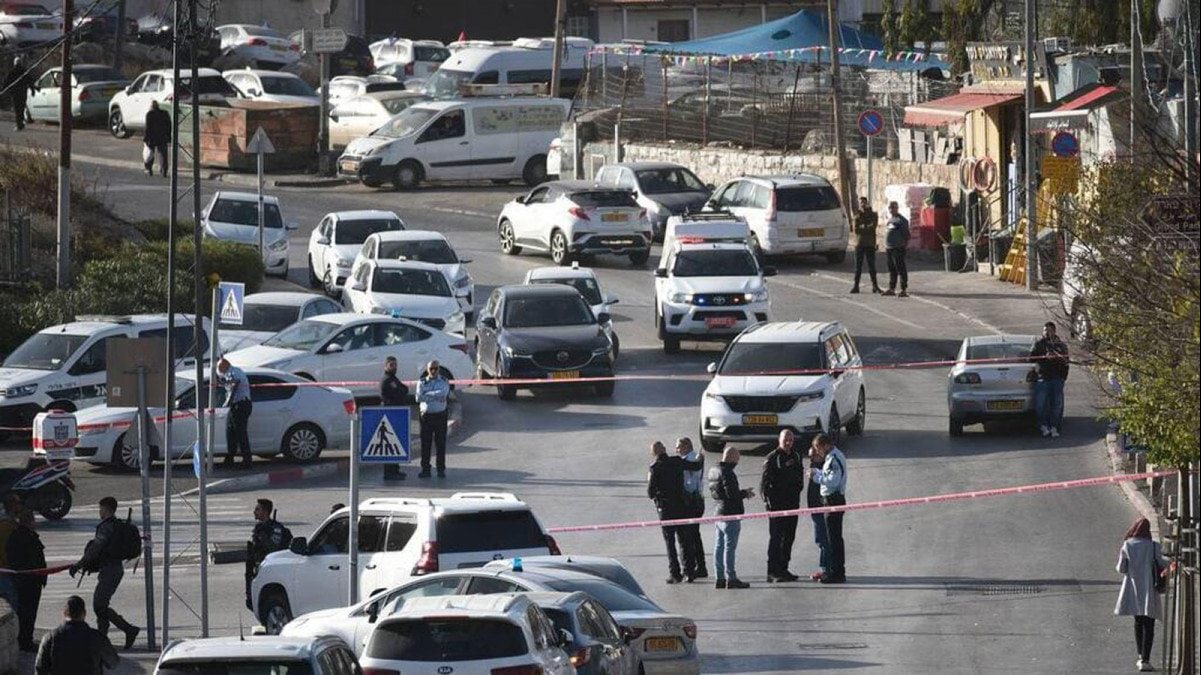 فتاة فلسطينية تطعن إسرائيلية في حي الشيخ جراح بالقدس