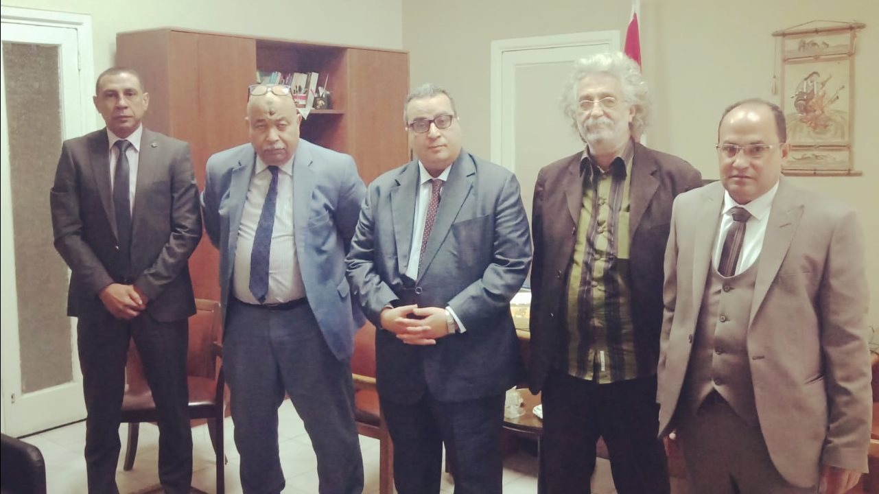 النقابة تبحث مع الخارجية شئون الأطباء بالخارج