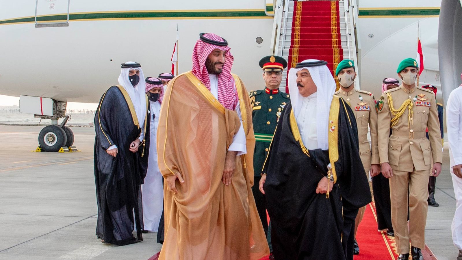 الأمير محمد بن سلمان والملك حمد بن عيسي