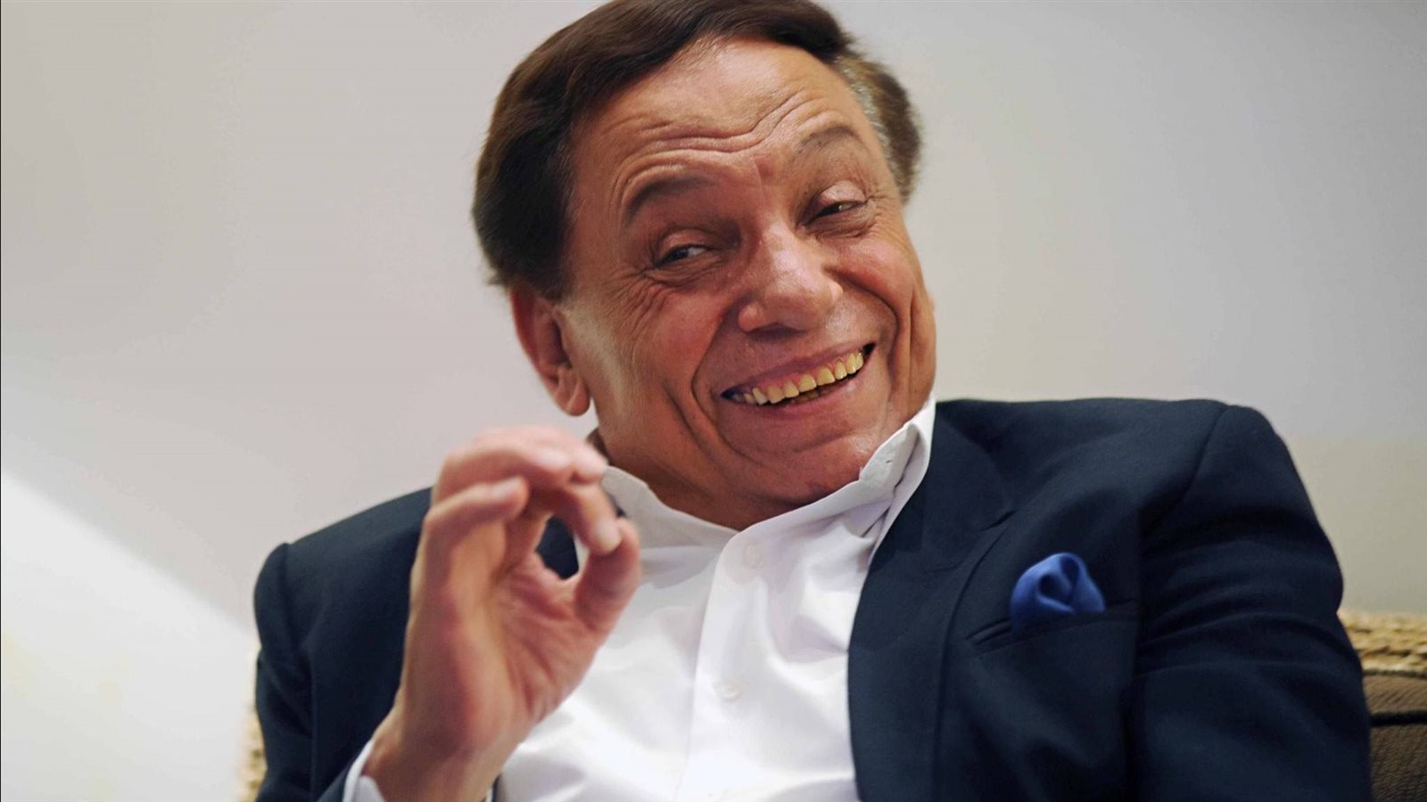 عادل أمام
