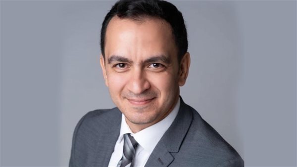 الدكتور حاتم سليمان