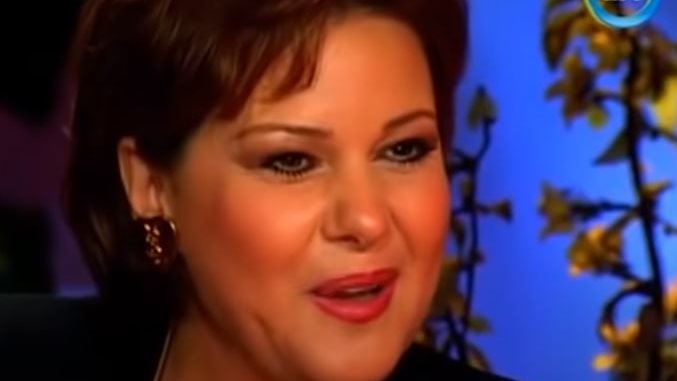 الفنانة الراحلة دلال عبد العزيز 