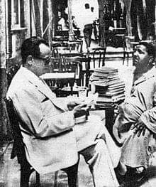 نجيب محفوظ وبائع الكتب الضرير