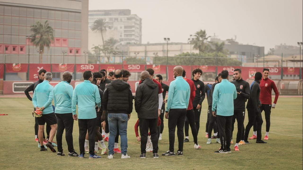 لاعبي الاهلي 