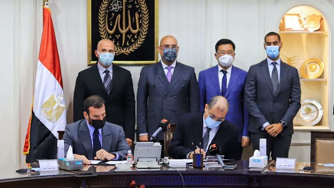 مذكرة تفاهم بين وزارة الإسكان وتحالف عالمى فى القطاع الطبي 