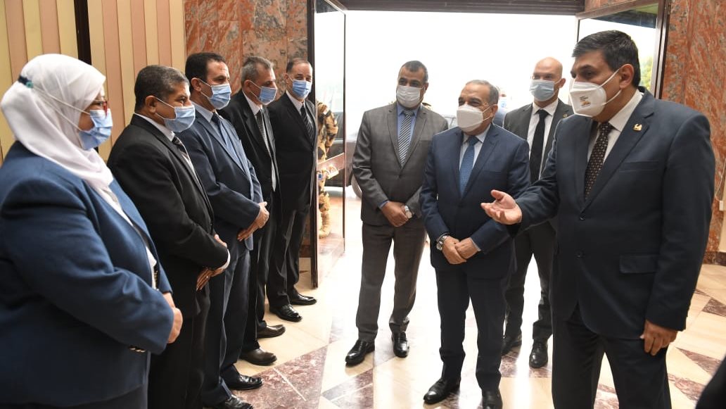 وزير الإنتاج الحربي 