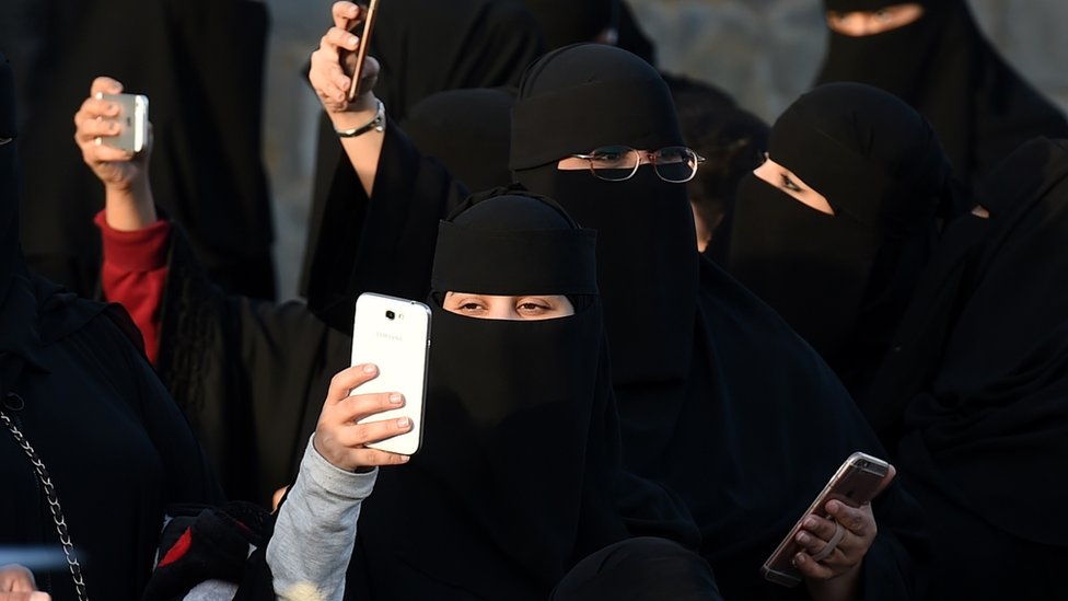 النساء