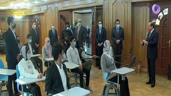 الرئيس السيسي في كلية الذكاء الاصطناعي بجامعة كفر الشيخ