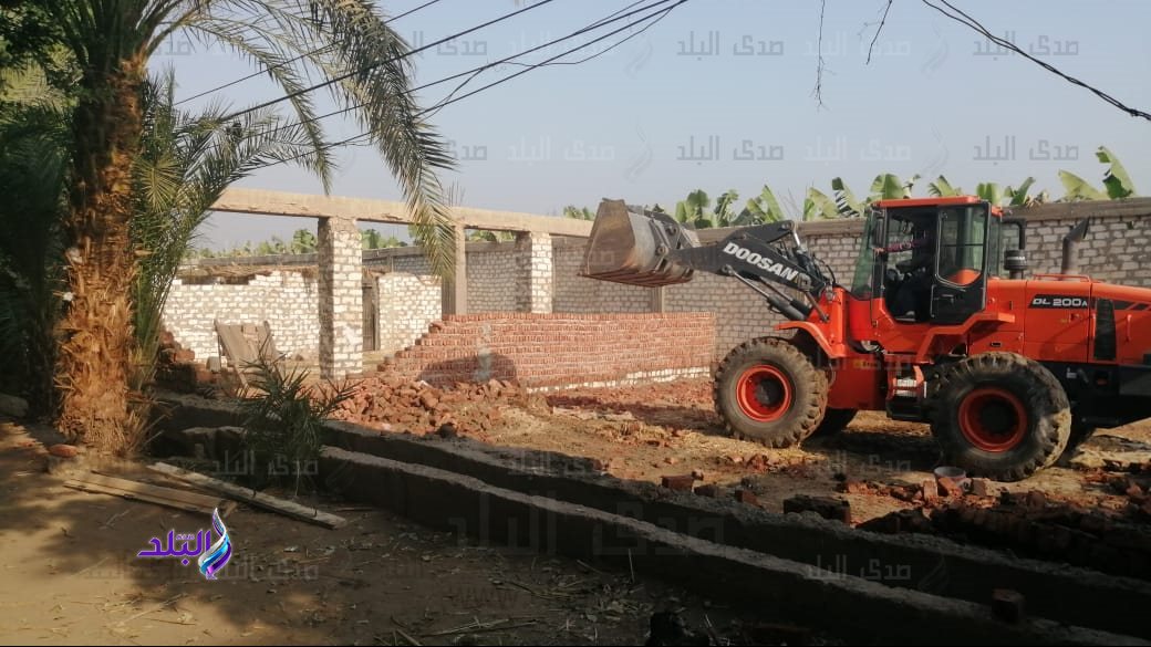 حملة ازالات مكبرة بمدينة الأقصر
