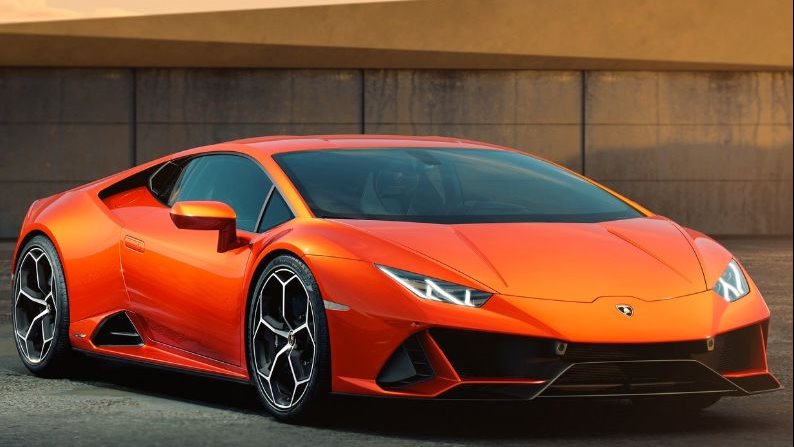 نظرة شاملة عن لامبورجيني هواركان موديل 2021 في الامارات 