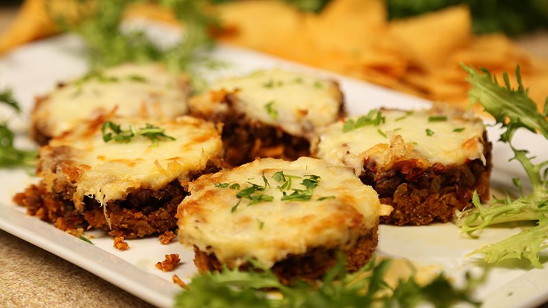 طريقة عمل ناتشوز باللحمة المفرومة