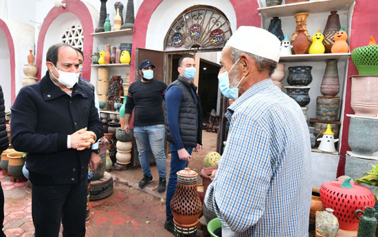 الرئيس السيسي يتفقد مشروع تطوير القاهرة التاريخية