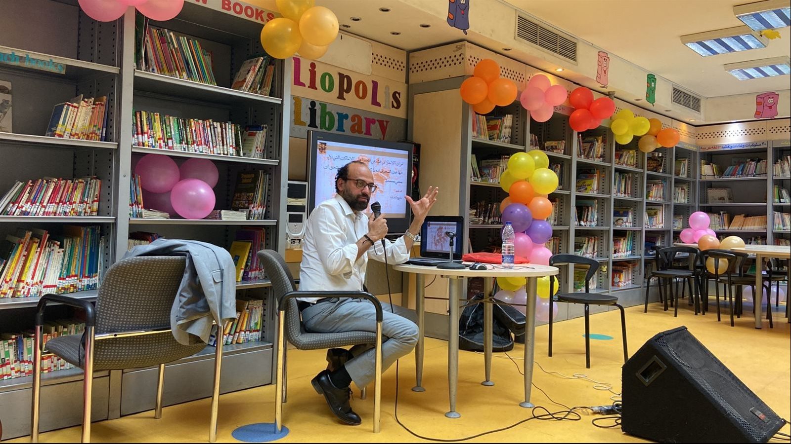 عمر عبد العزيز 