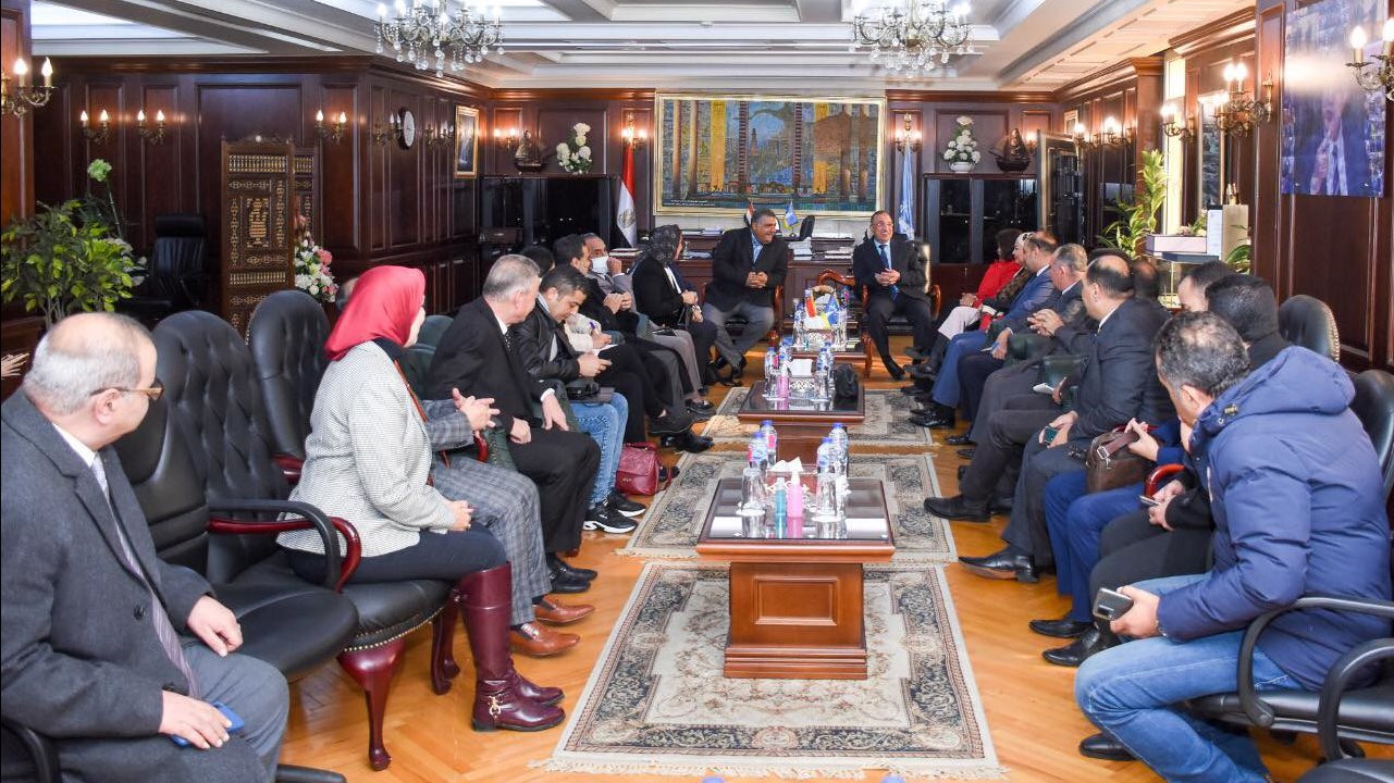 وفد برلمانى يلتقى محافظ الإسكندرية