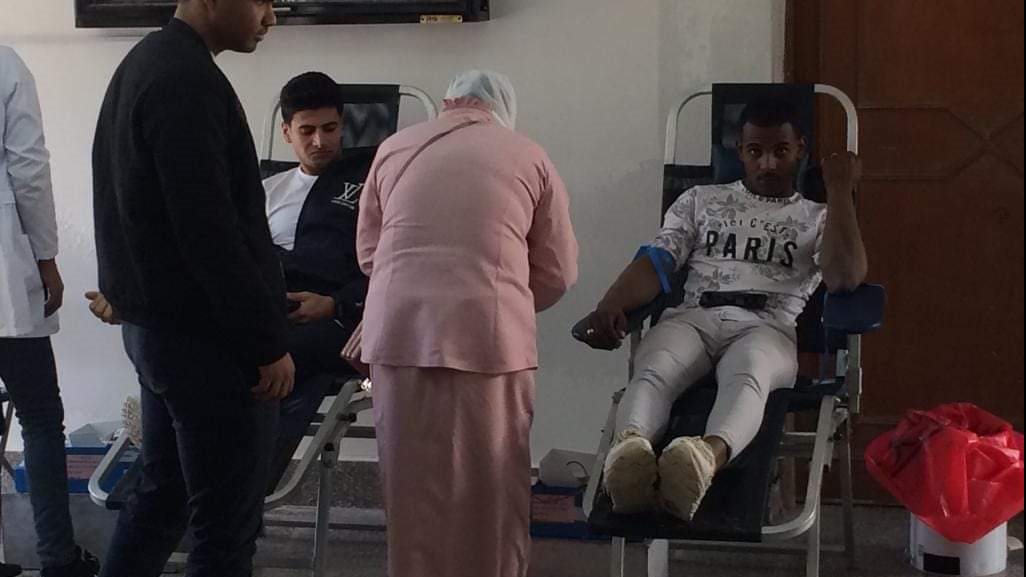 تبرع طلبة كلية العلوم الزراعية جامعة العريش بالدم 