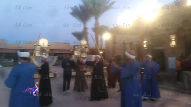 عروض التحطيب خلال الاحتفال بـ تعامد الشمس على معابد الكرنك