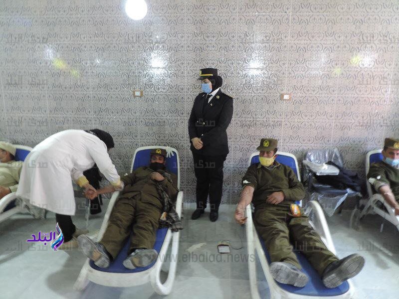 0dd243f9-c0e2-4246-85ec-8fdfaf50b1ae