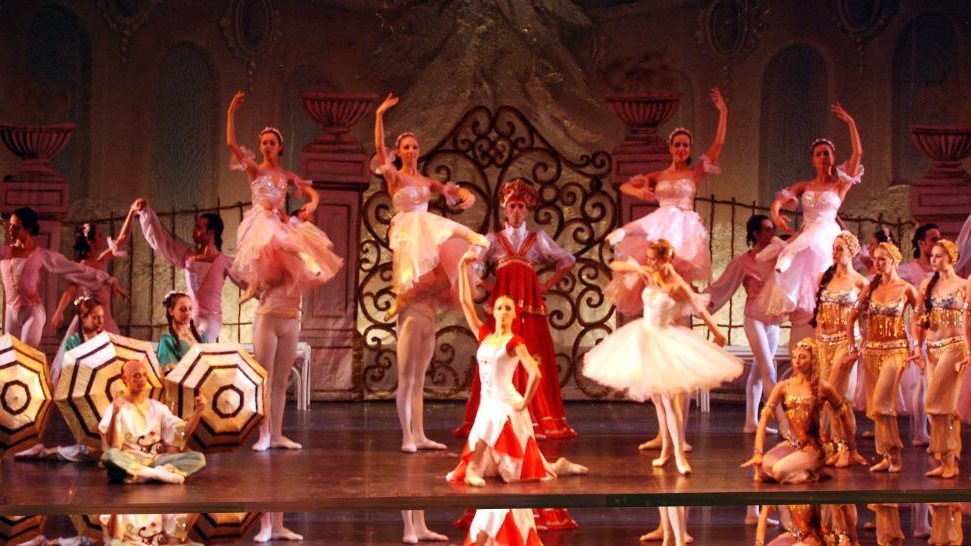 كسارة البندق