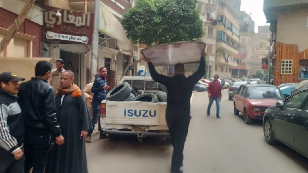 رفع  اشغالات الباعة في حي شرق أسيوط
