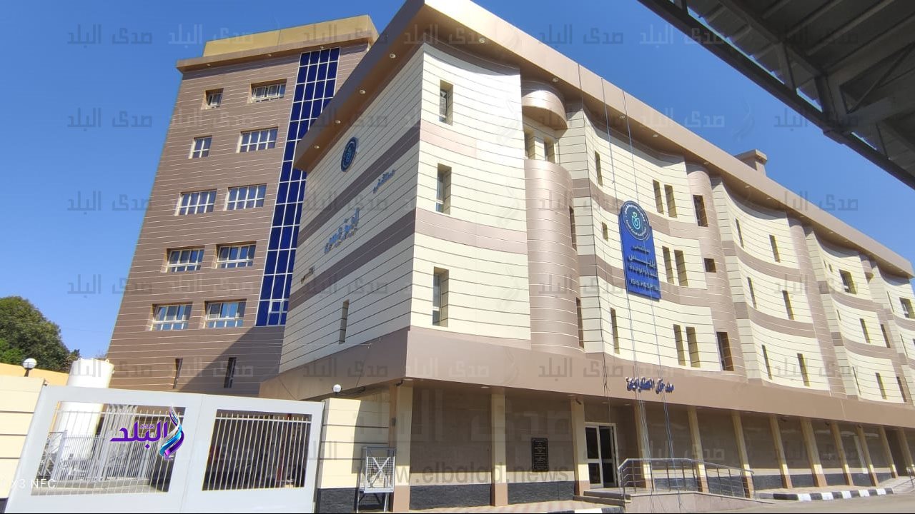 مستشفي ايزيس التخصصي بالاقصر