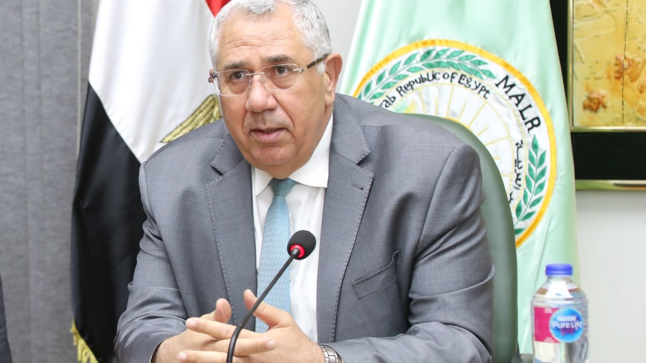 وزير الزراعة