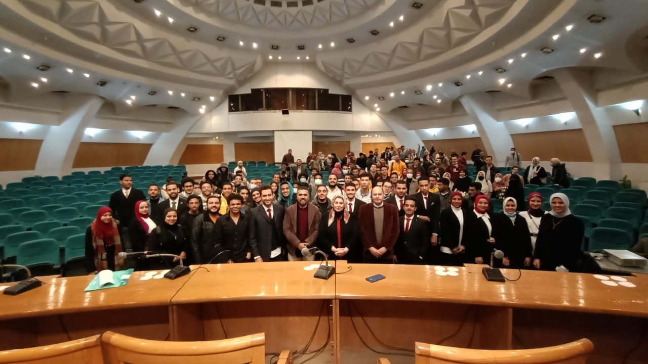 جامعة حلوان 