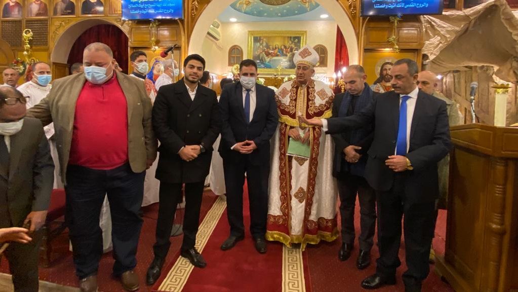 نواب مستقبل وطن يقدمون التهنئة لراعي كنيسة السيدة العذراء