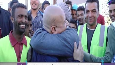 أحد أهالي قرية المراشدة مع الإعلامي أحمد موسى