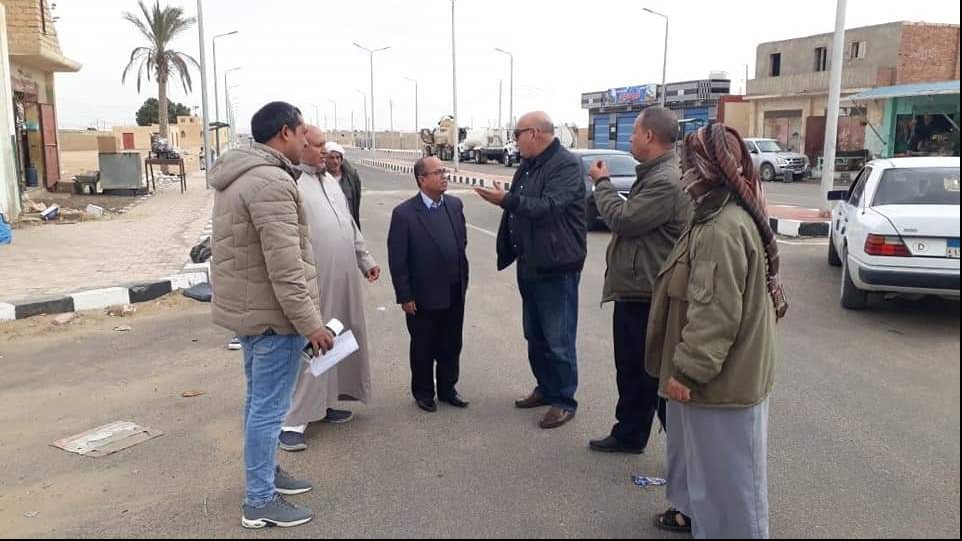 رءيس مدينة الحسنة يتابع تقديم الخدمات للمواطنين 