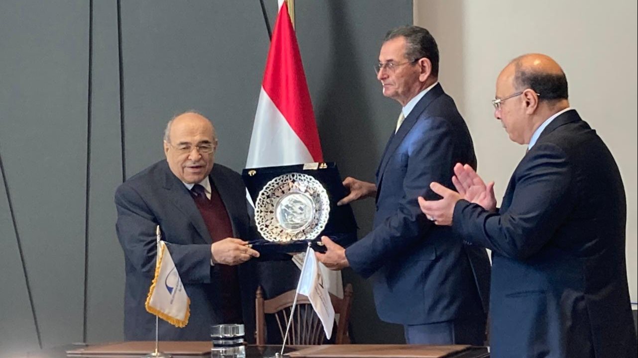 اللواء محمد الأمين والدكتور مصطفي الفقي 