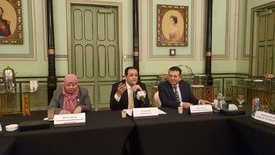 علاء عابد يختتم برنامج مركز الدبلوماسية العربية