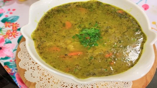 طريقة عمل شوربة الحمص بالأرز