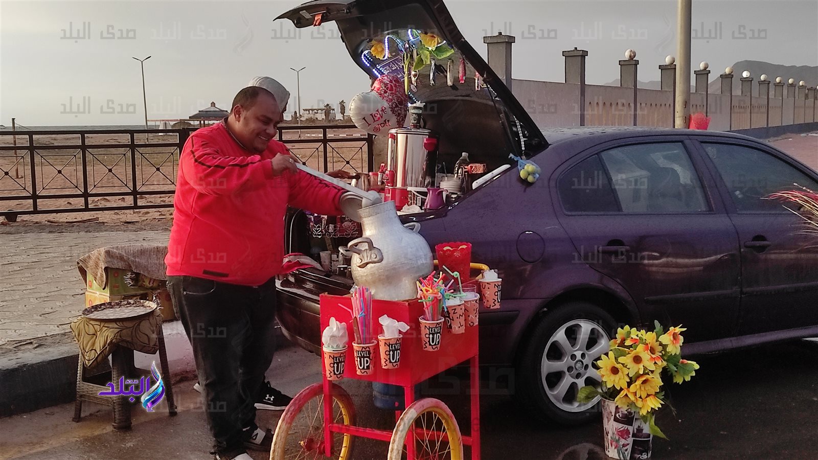 بائع حمص الشام تحت المطر 