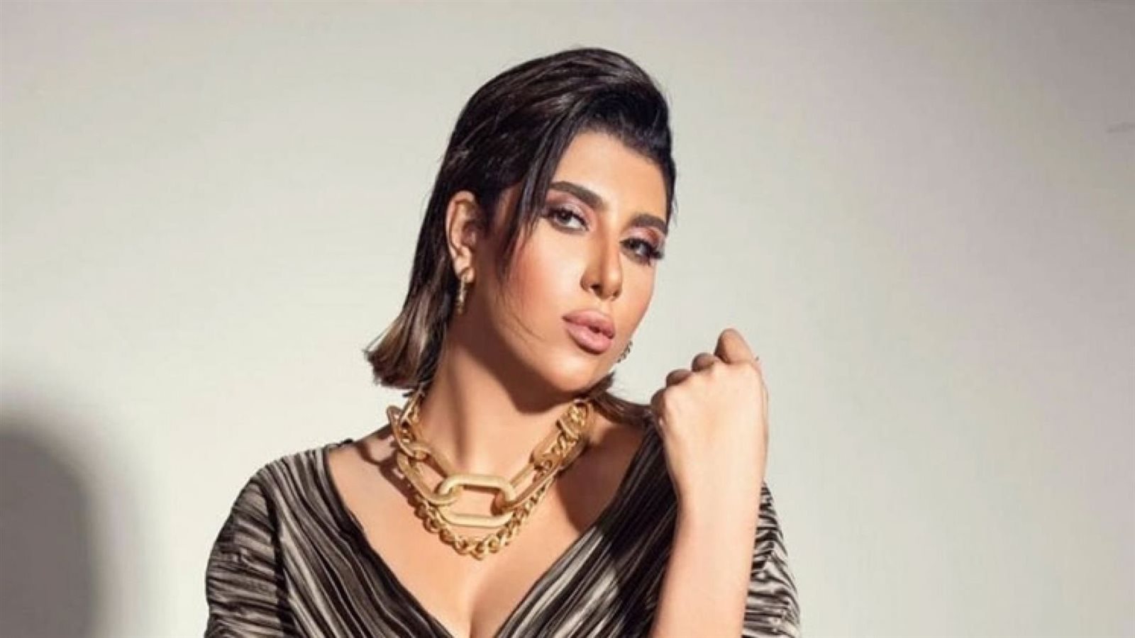 يارا محمد مطربة المهرجانات