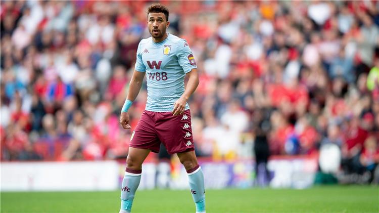 تريزيجيه لاعب أستون فيلا