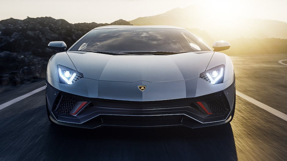 لمحبي الانطلاق .. 5 سيارات موديل 2022 بالسوق السعودي 