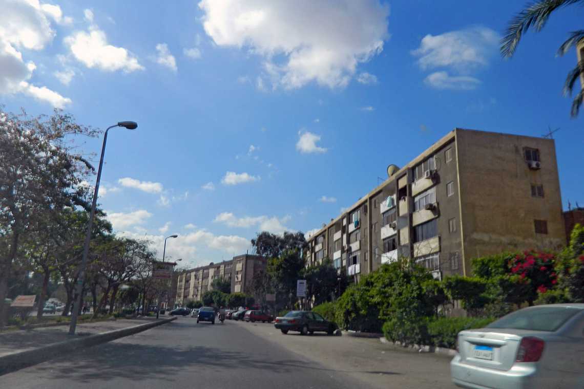 الحي السادس