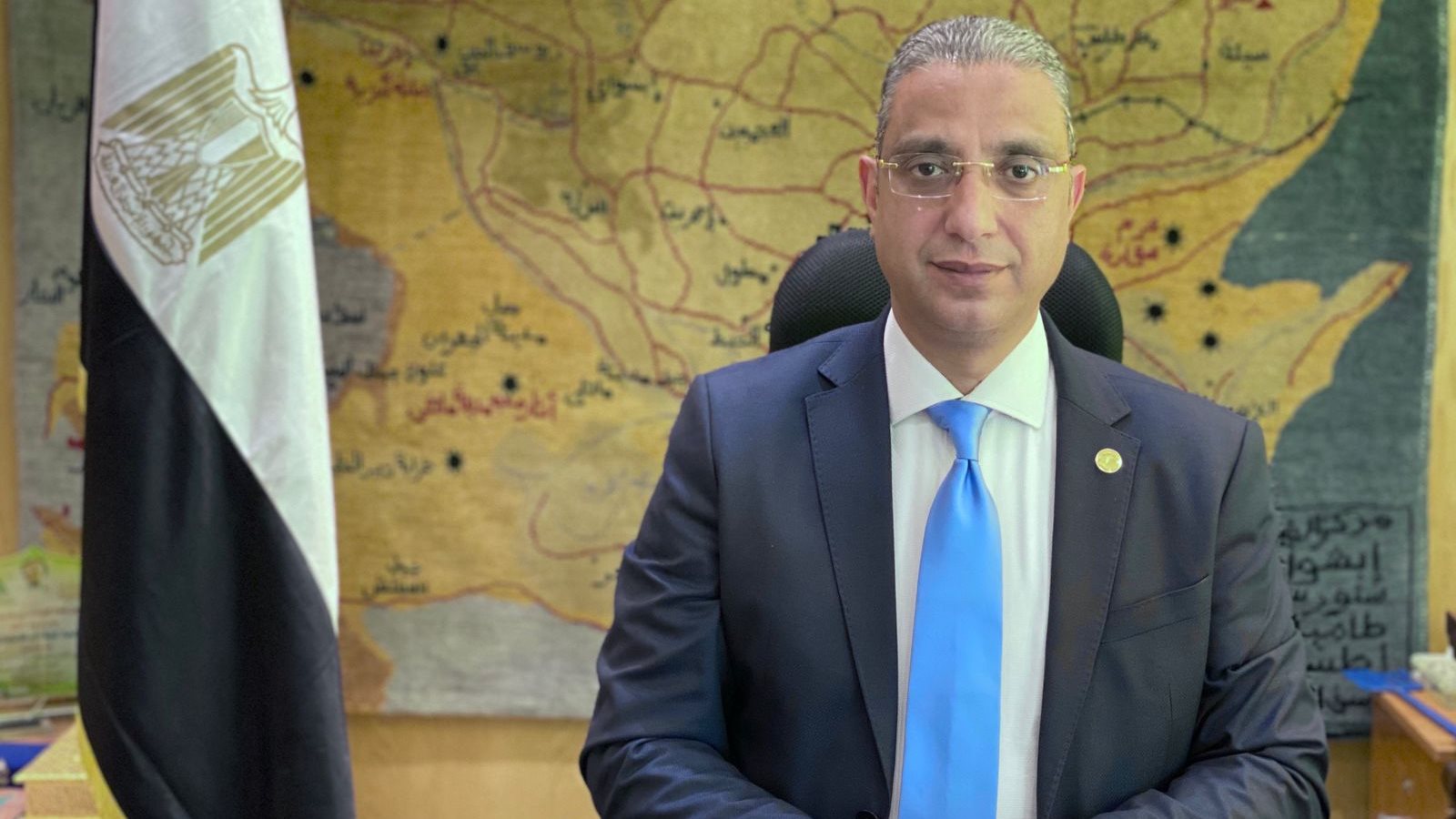 الدكتور أحمد الانصارى محافظ الفيوم