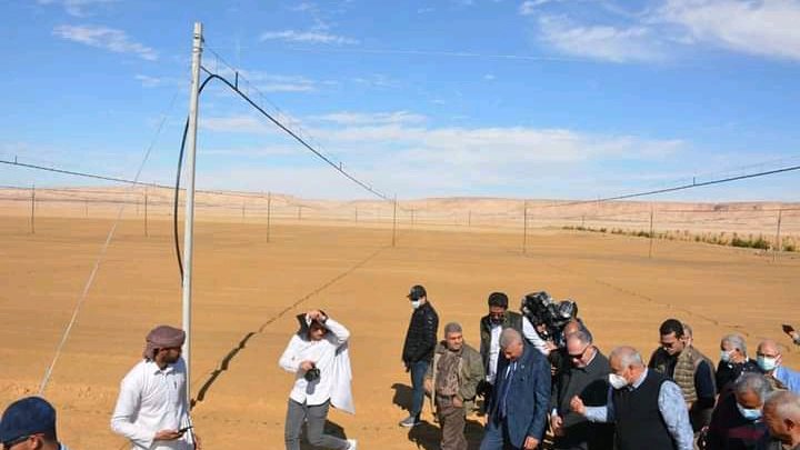 محافظ الوادي الجديد يتفقد أول مشروع زراعي 